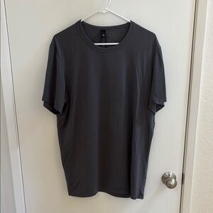 Lululemon Athletica Gray Short Sleeve Tee
